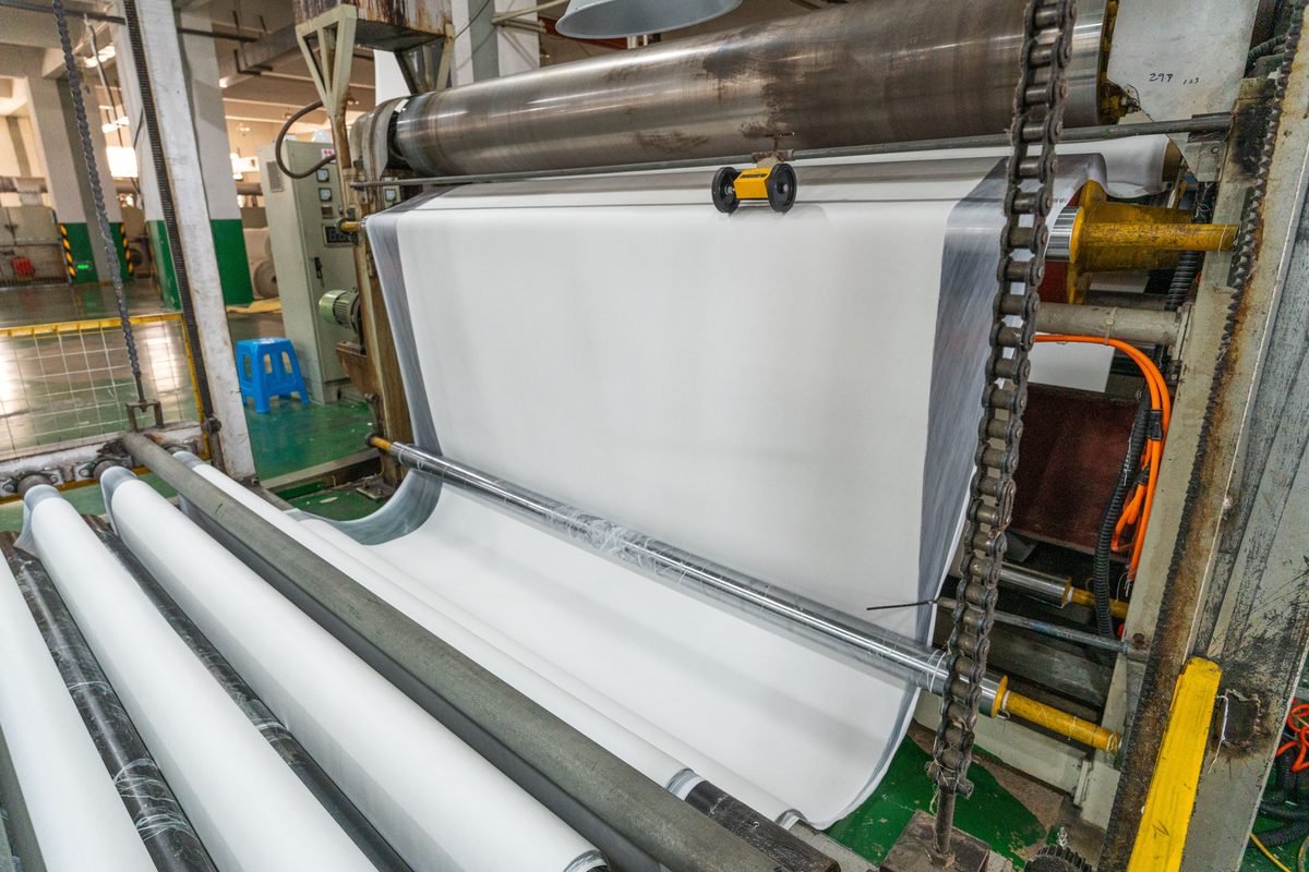 Filter fabric roll for dust collector bags